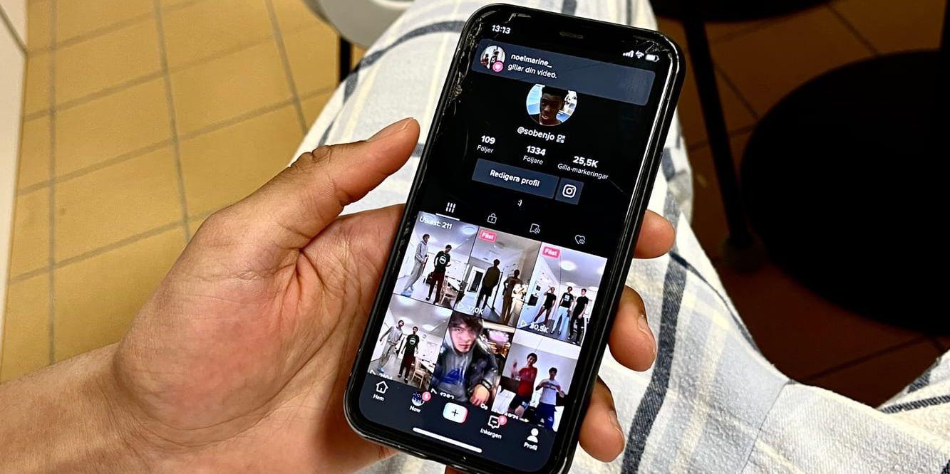 Drygt 1 300 personer följer Samuel på TikTok. 